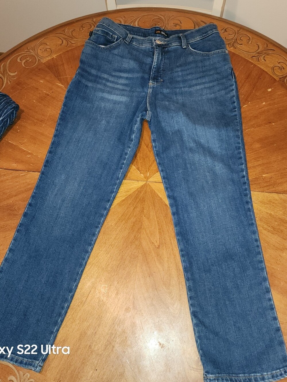 Lee Classic Women's Blue Straight-Leg Jeans Size P6